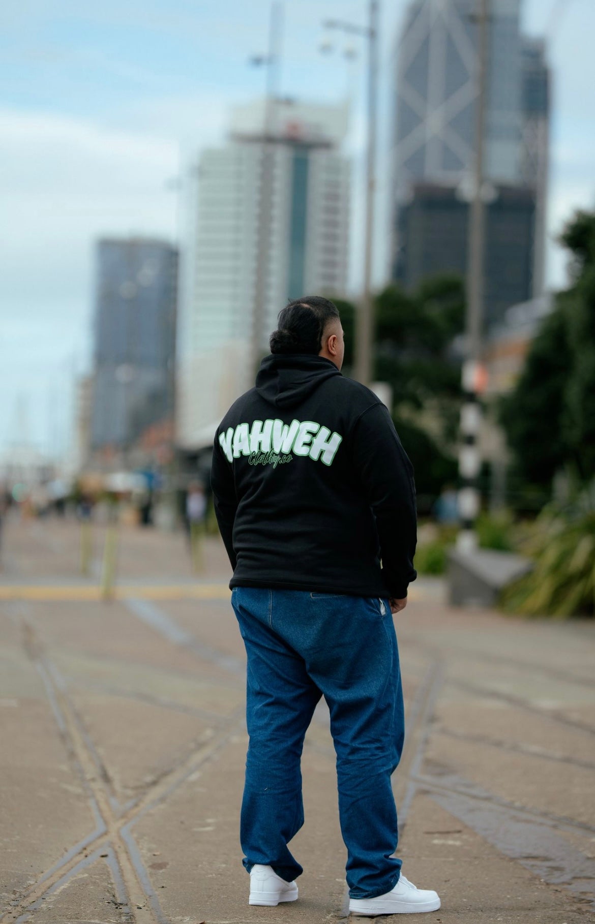 BLACK EVERGREEN HOODIE