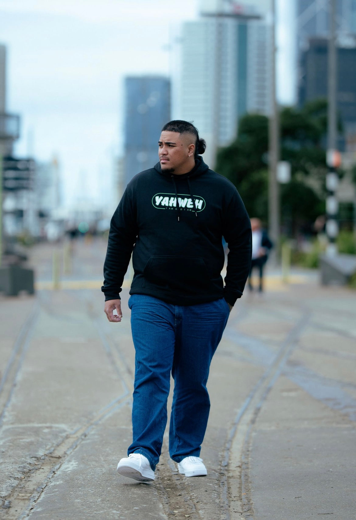BLACK EVERGREEN HOODIE