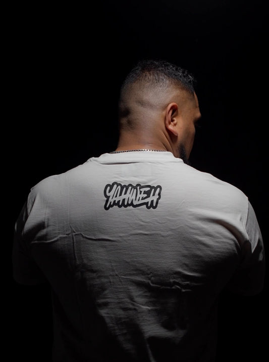 WHITE FITTED ORANGE T,SHIRT