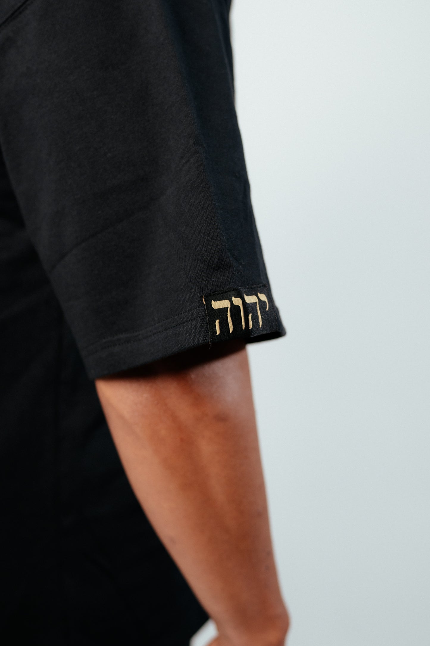 BLACK OVERSIZED YAHWEH T,SHIRT